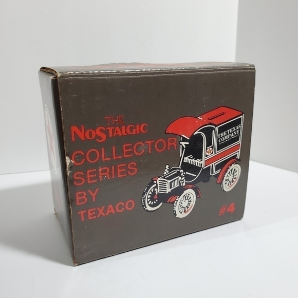 Die Cast Texaco 1905 Ford Delivery Car locking coin bank w/key - Picture 2 of 10